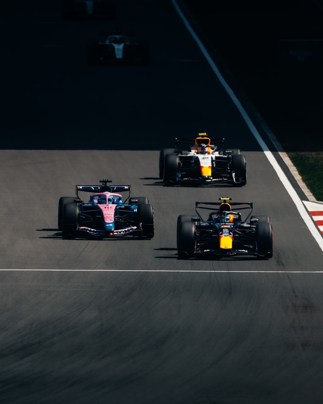 GASLY UND HADJAR LIEFERN EIN DOPPELTER PUNKTESCHLUSS FÜR ALPINE UND RED BULL IN SHANGHAI