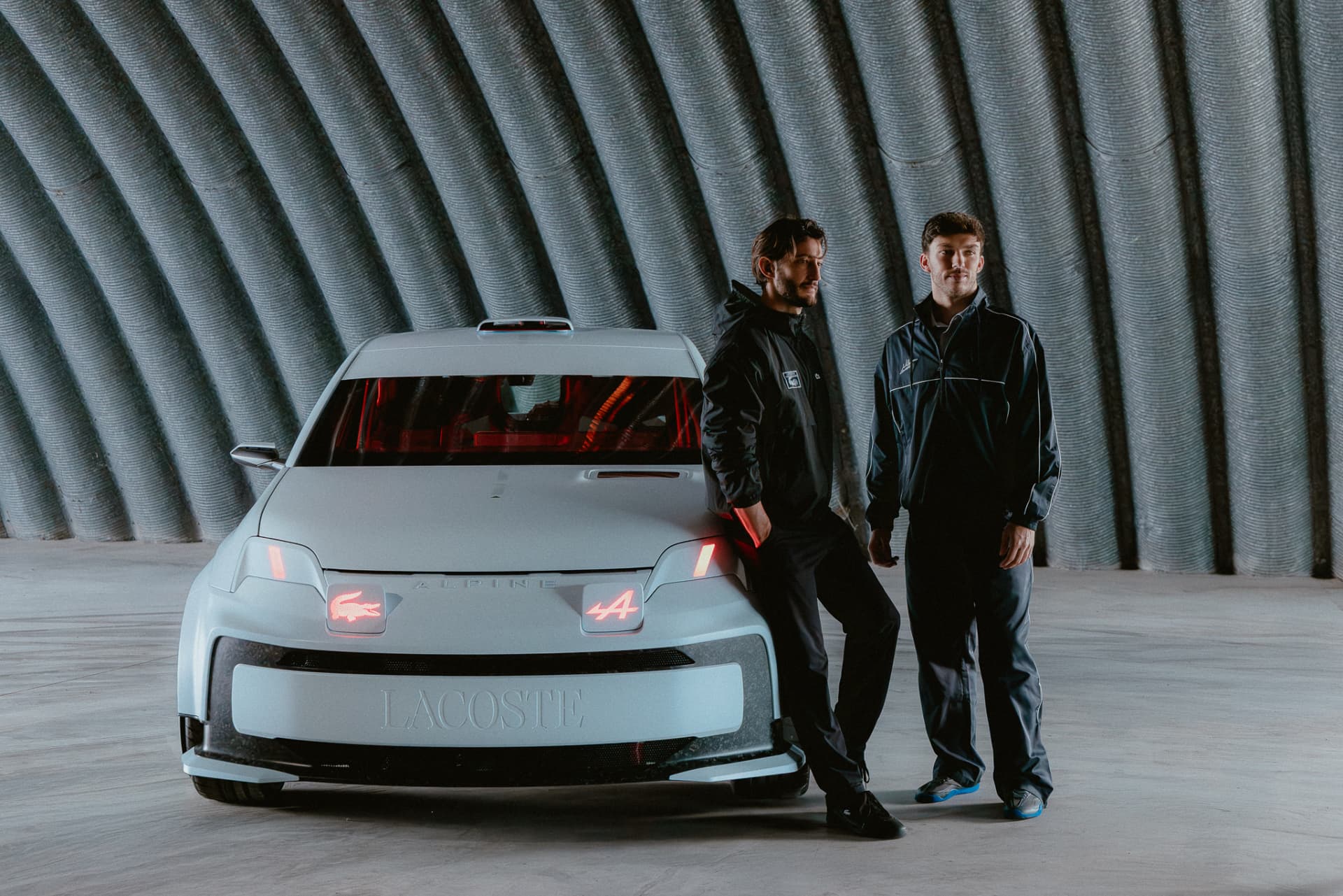 PIERRE GASLY POUR LACOSTE X ALPINE CARS
