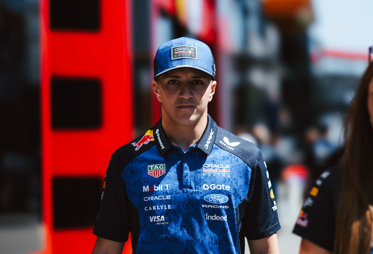MONACO: ZWEI HERAUSRAGENDE FAHRTEN, GASLY UND HADJAR BEIDE IN DEN TOP VIER BESTÄTIGT