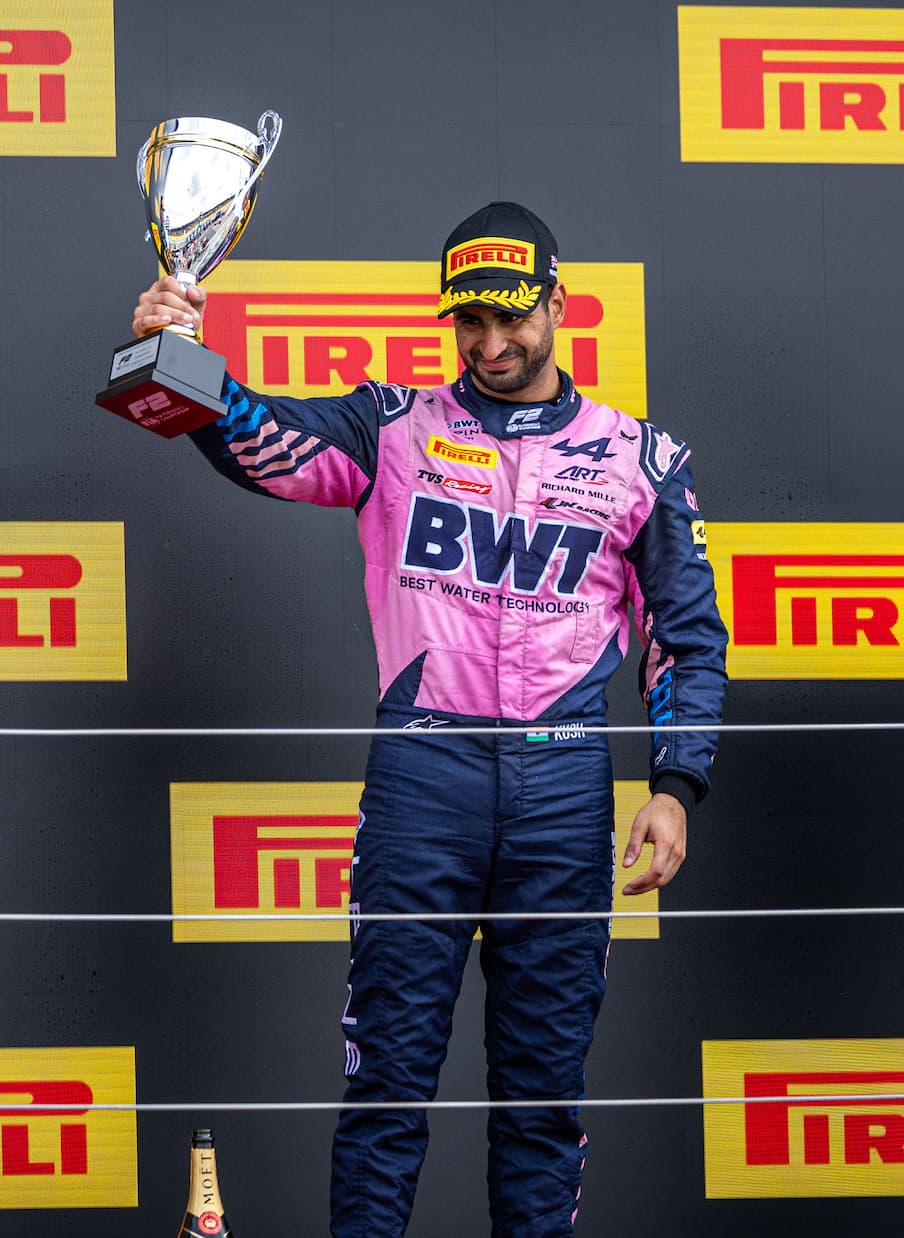 KUSH MAINI SIGNE SON DEUXIÈME PODIUM DE LA SAISON AVEC UNE P3 À SILVERSTONE